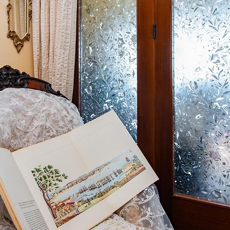 La Mansarda Delle Meraviglie B&B Superior Триест Екстериор снимка