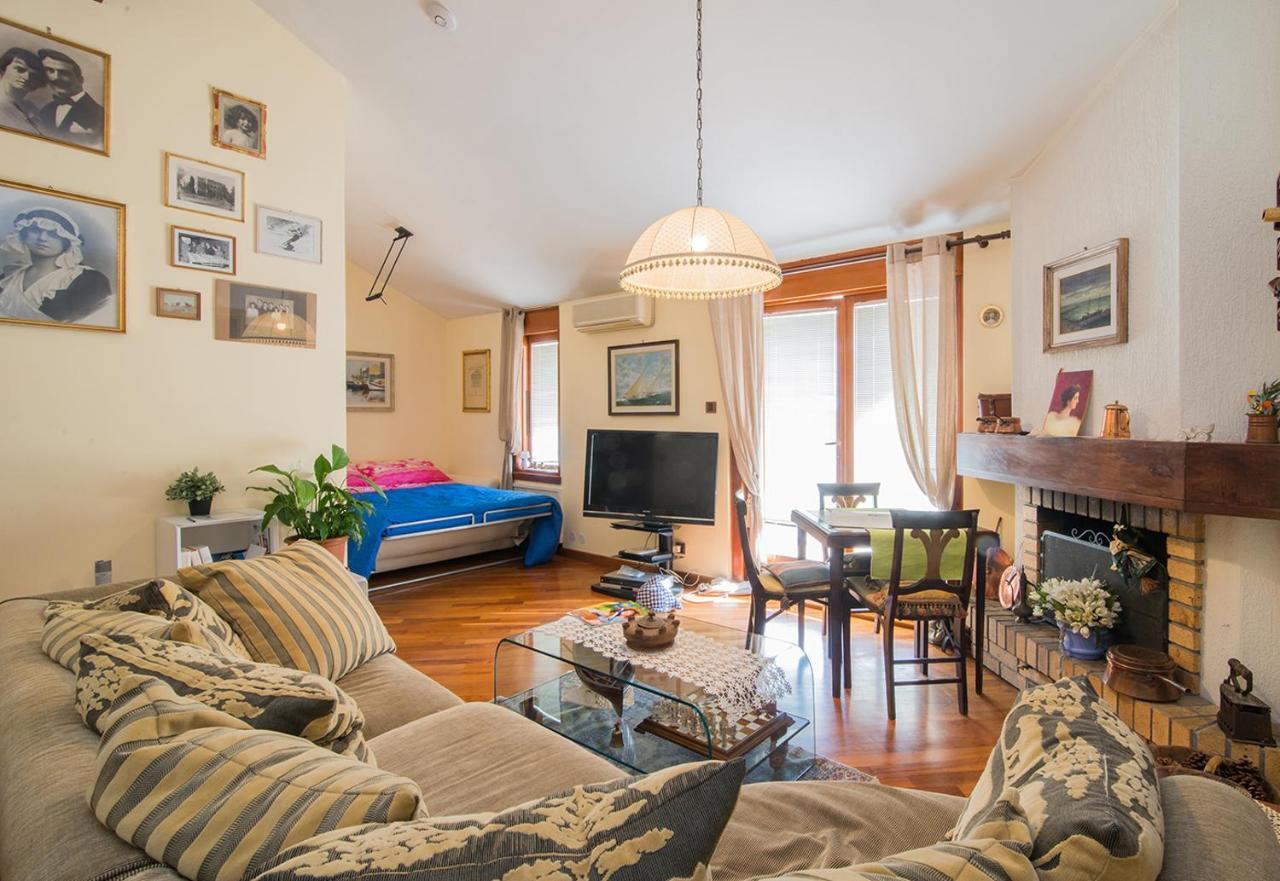 La Mansarda Delle Meraviglie B&B Superior Триест Екстериор снимка